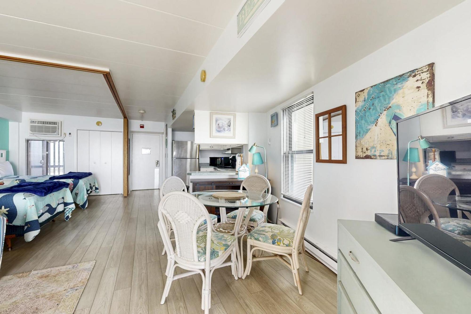 High Point South Condos Ocean City Room photo